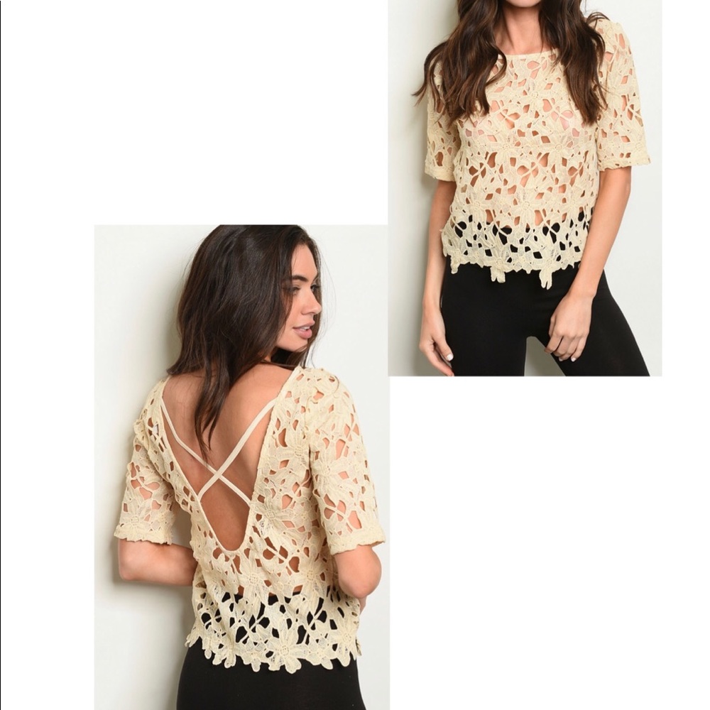 Boutique BeIge Floral Lace V-Back Short Sleeve Top